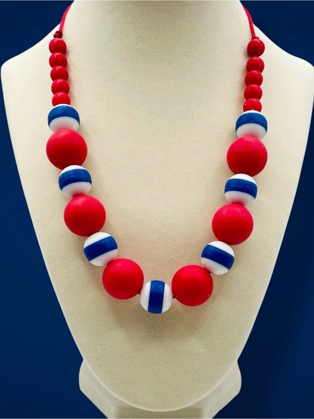 Patriotic Red White & Blue Chunky Rubber Bead Necklace Americana Baseball Style